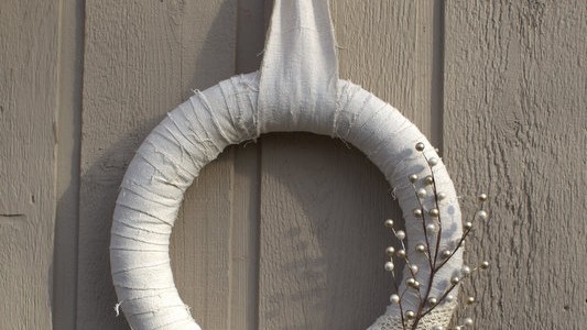 DIY winter wreath