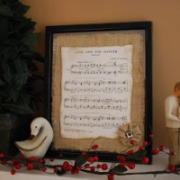 RTW: Sheet Music and Burlap Frame TUTORIAL