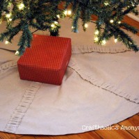 ruffled drop cloth Christmas tree skirt TUTORIAL