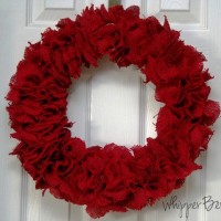 Guest Blogger: Heather from WhipperBerry {Valentine’s Day Wreath}