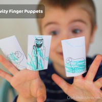 Nativity Finger Puppets {FREE christmas printable!}