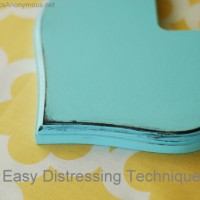 Easy Paint Distressed Frame {mother’s day gift idea!}