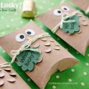 St. Patrick's Day owl treat boxes