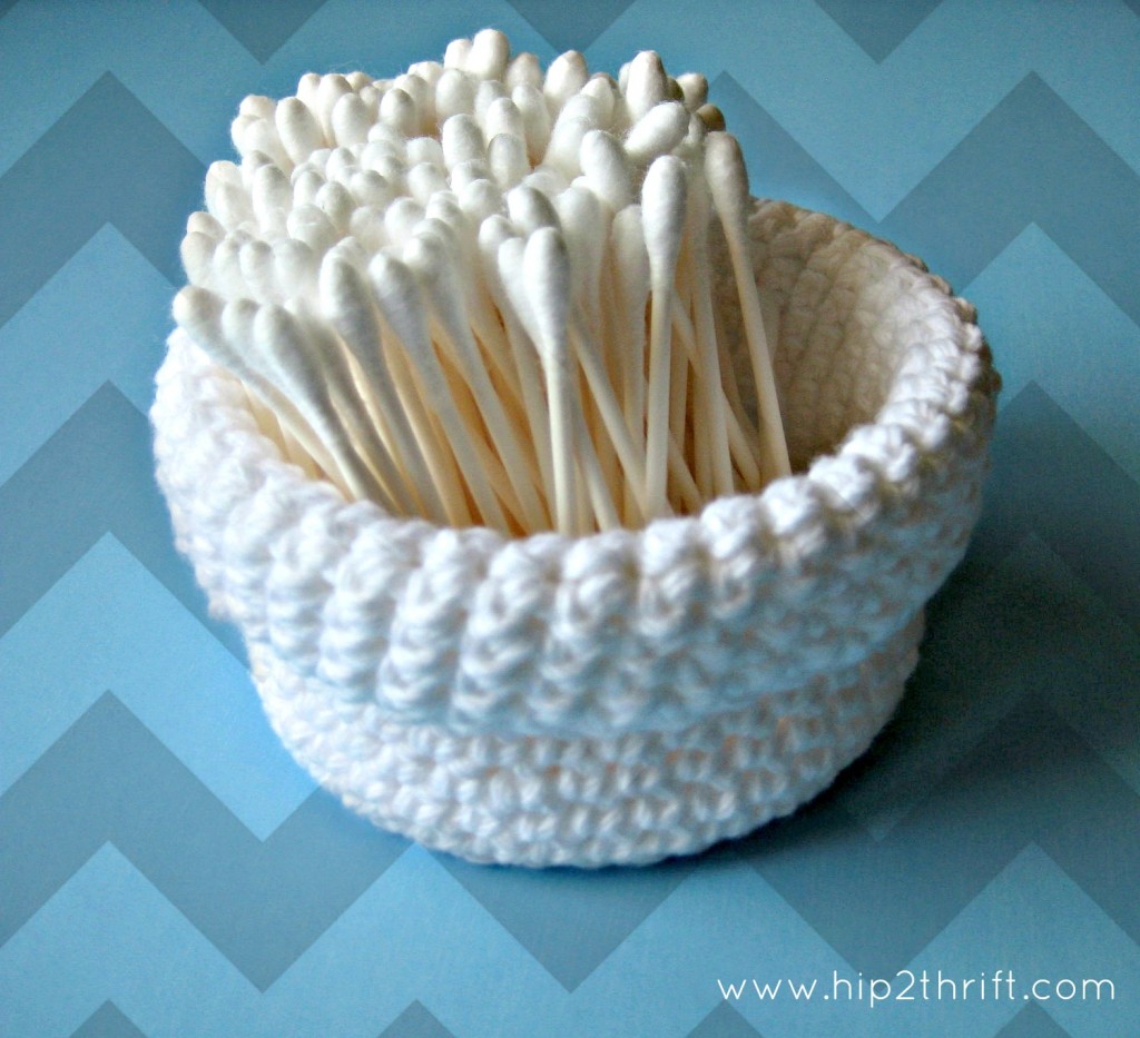 small crochet basket@hip2thrift