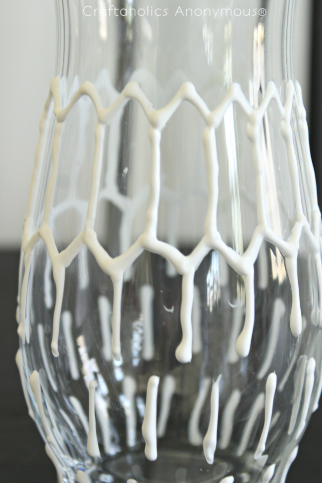 DIY hexagon vase. This is super neat and so easy! Click for tutorial. DIY hexagon vase. This is super neat and so easy! Click for tutorial.