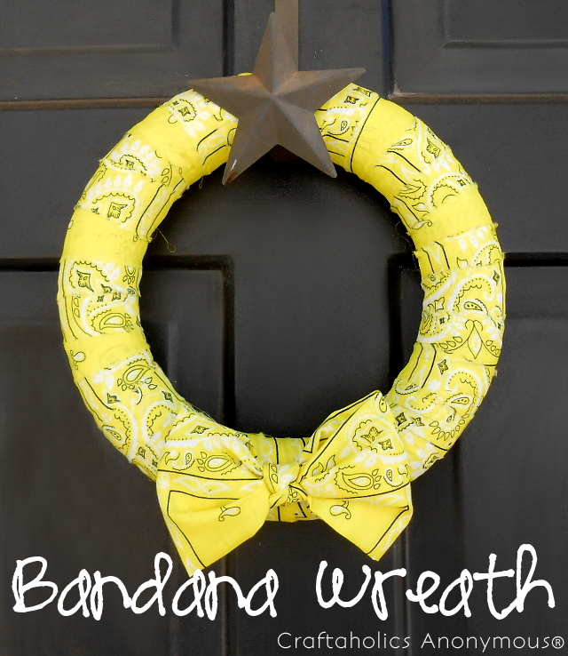 Bandana Wreath- Fun summer wreath idea! Would be cute for a Cowboy Birthday Party too.