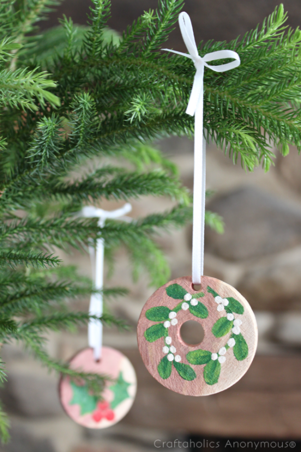 CA-DIY-painted-cedar-ornaments