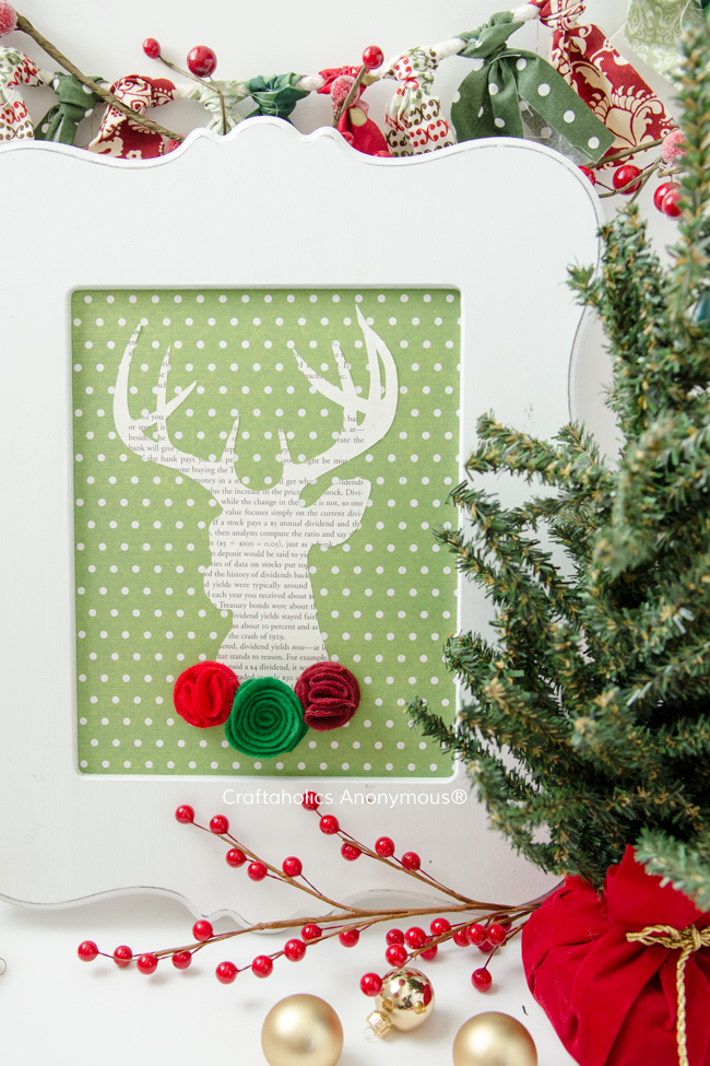 Christmas Deer. This adorable reindeer is an awesome and easy Christmas Craft!