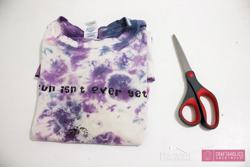 Turn A T-Shirt Into A Tote Bag