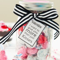 Valentine's Day Mason Jar gift idea