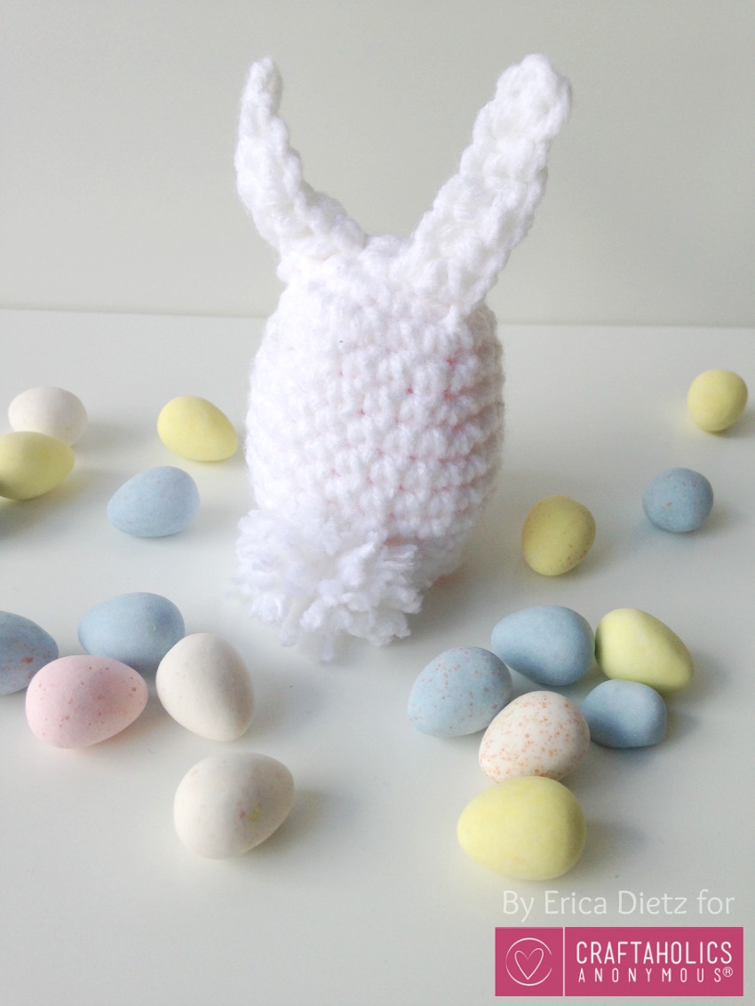 Crochet Bunny Easter Egg cover pattern || also includes pattern for chick and sheep