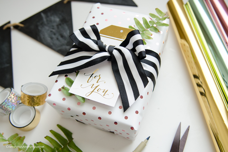 foil-gift-wrap