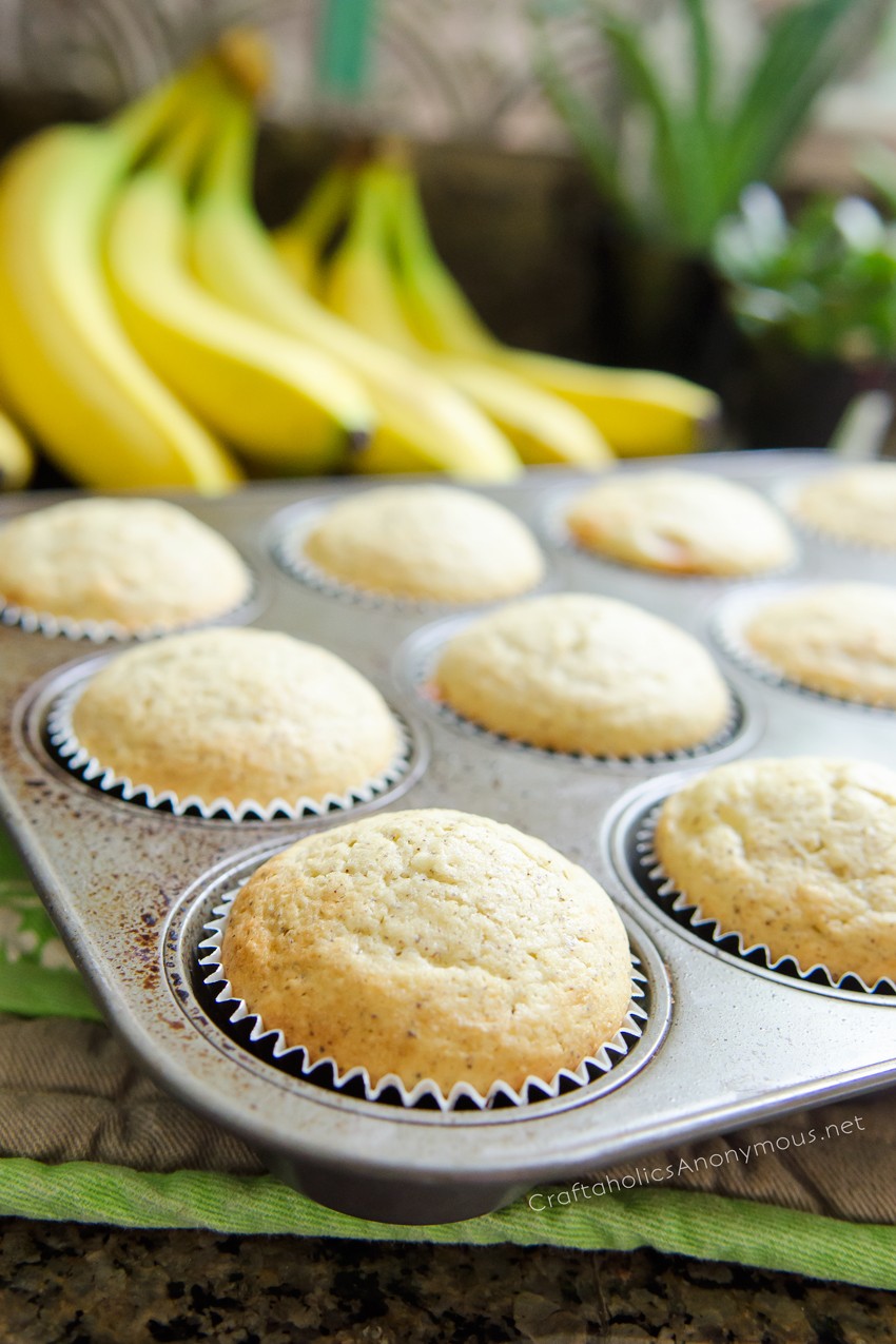 homemade banana muffins