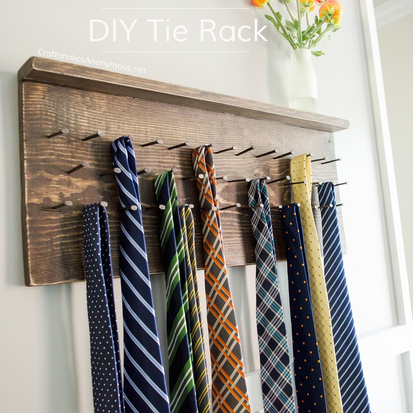 DIY Rustic Tie Rack Tutorial || Awesome handmade Father's Day gift idea!