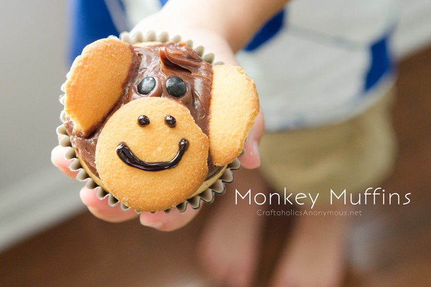 Banana Monkey Muffins || Cute snack idea for kids! 