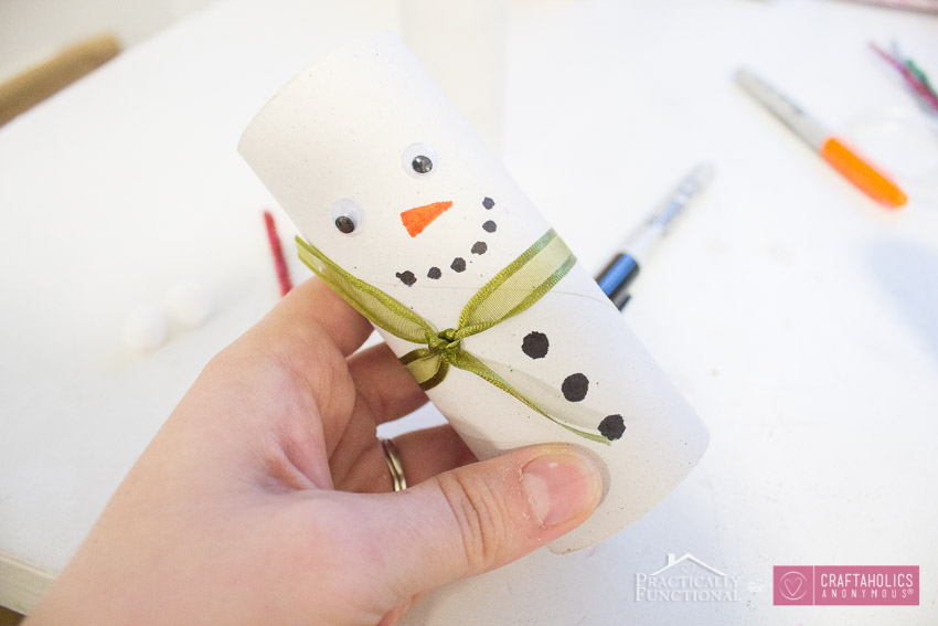 DIY TP Roll Snowmen-4