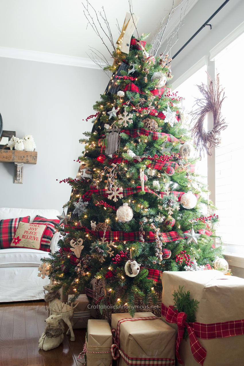 Rustic-Christmas-Tree-side
