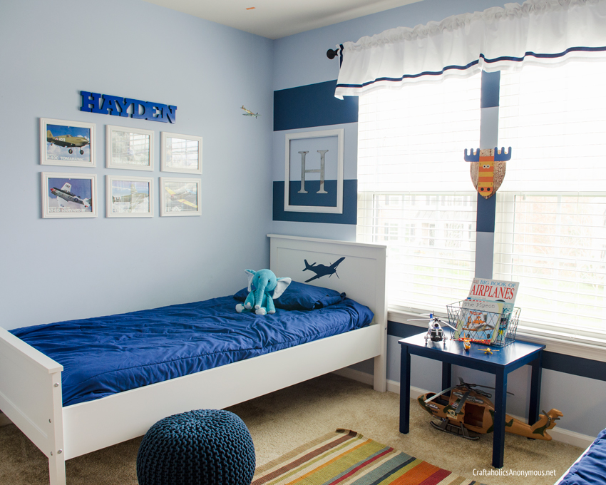 Boy Airplane theme room