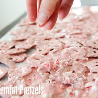 Amazing Peppermint Pretzels Recipe
