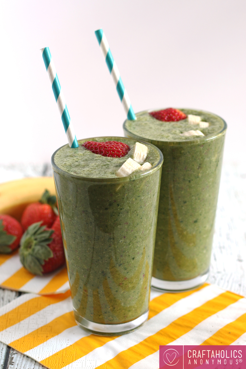 delicious and healthy green smoothie