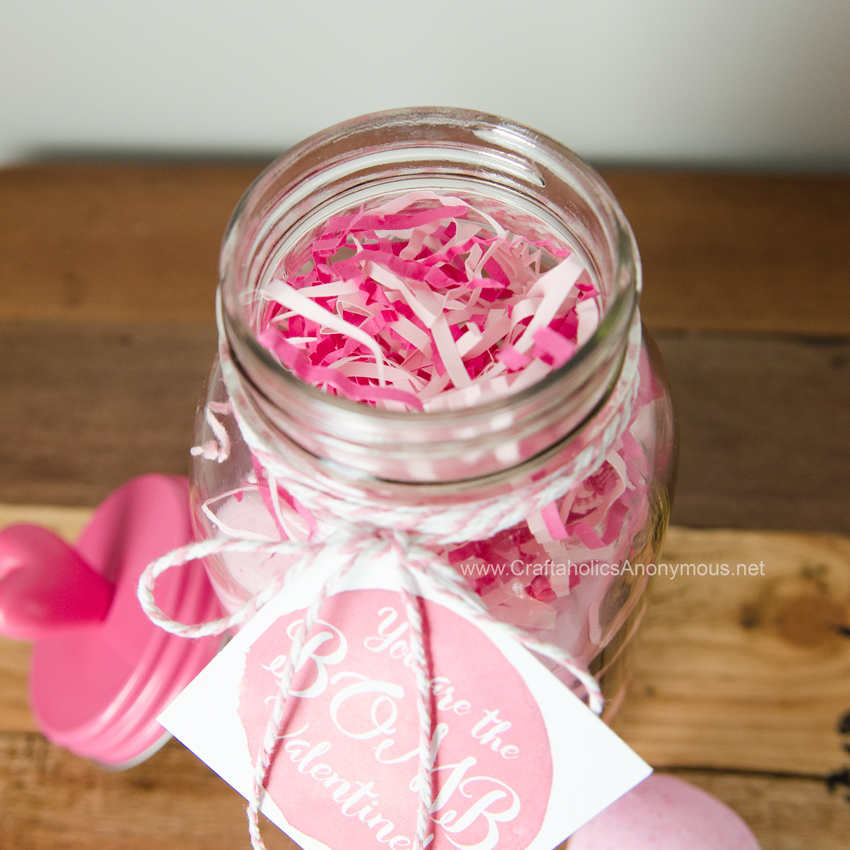 Handmade Valentine gift idea. Valentine in a Mason Jar! 