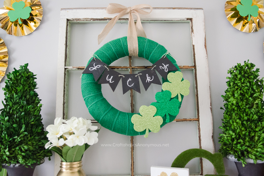 St. Patrick's Day Wreath tutorial. Costs under $15 to make. Check out the rest of this amazing mantle!