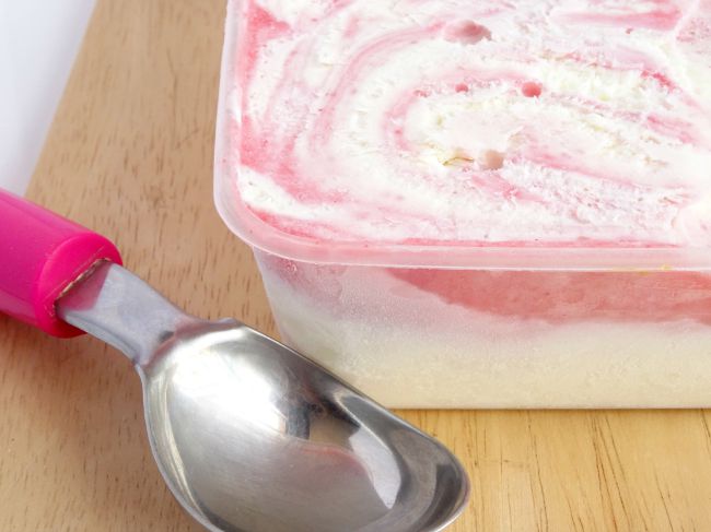 no churn strawberry ice cream Fruity Ice Creams 30