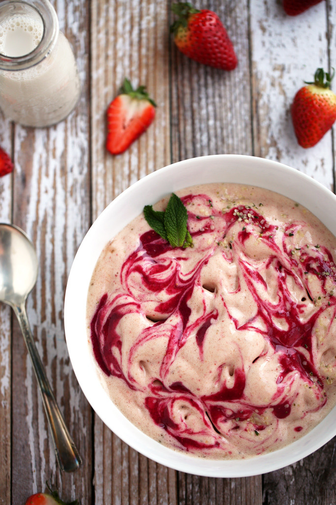 strawberry swirl breakfast ice cream Fruity Ice Creams 7