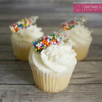 Easy Inexpensive Cupcake Toppers