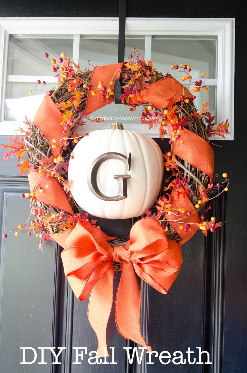 DIY Fall Monogram Wreath tutorial