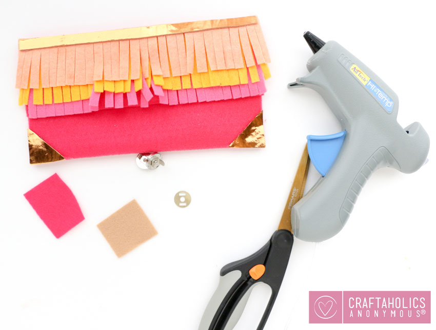 DIY no-sew fringe pencil case