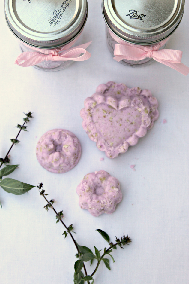 5-homemade-bath-salts-kicking-it-with-kelly