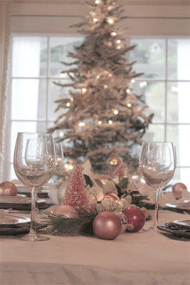 18-christmas-tablescapes-french-country