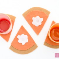 Easy Felt Pumpkin Pie Coasters