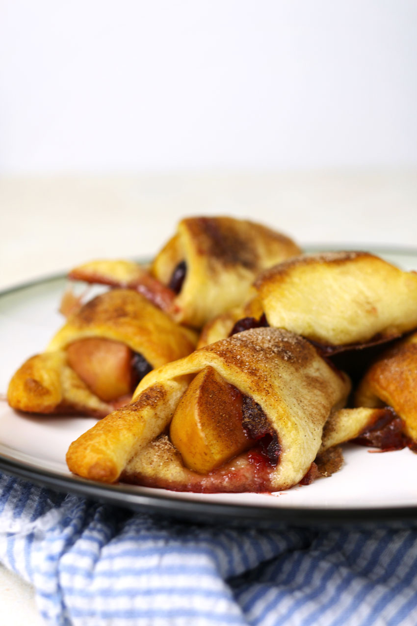 apple-cranberry-crescent-roll-5