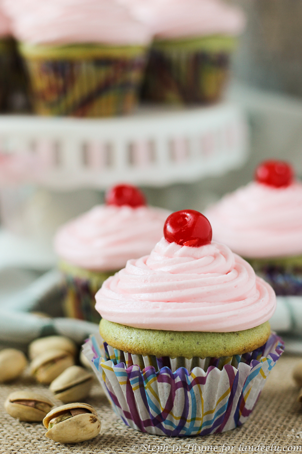 14 St. Patrick's Day Cupcakes Landeesee Landee Do