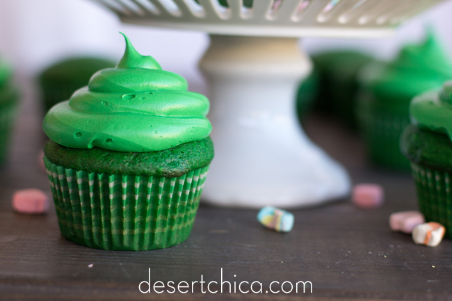 15 St. Patrick's Day Cupcakes Desert Chica