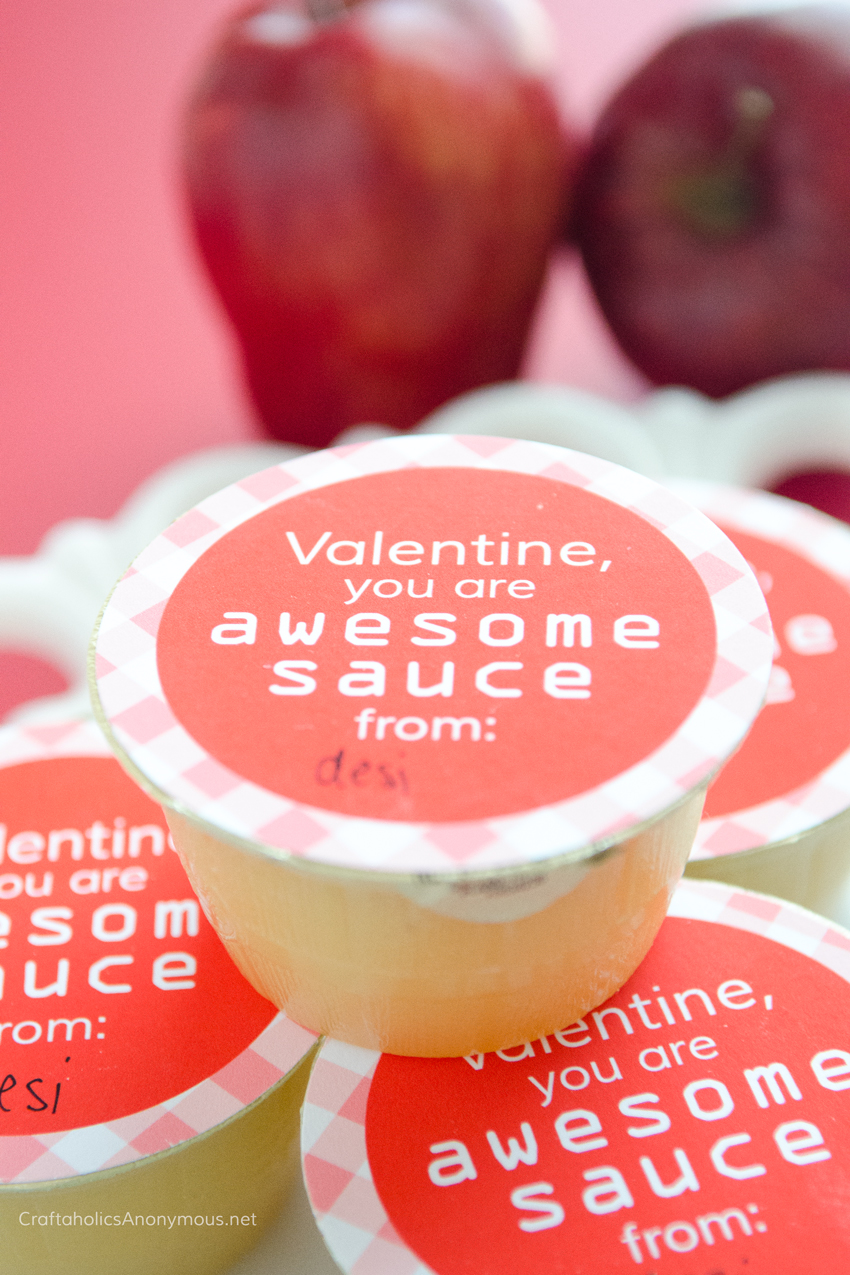 Applesauce Valentine Printable :: Free Printable Valentine label