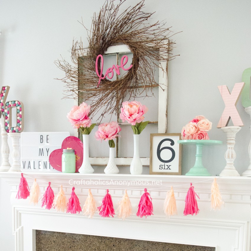 Valentine Mantel Decor @CraftaholicsAnonymous