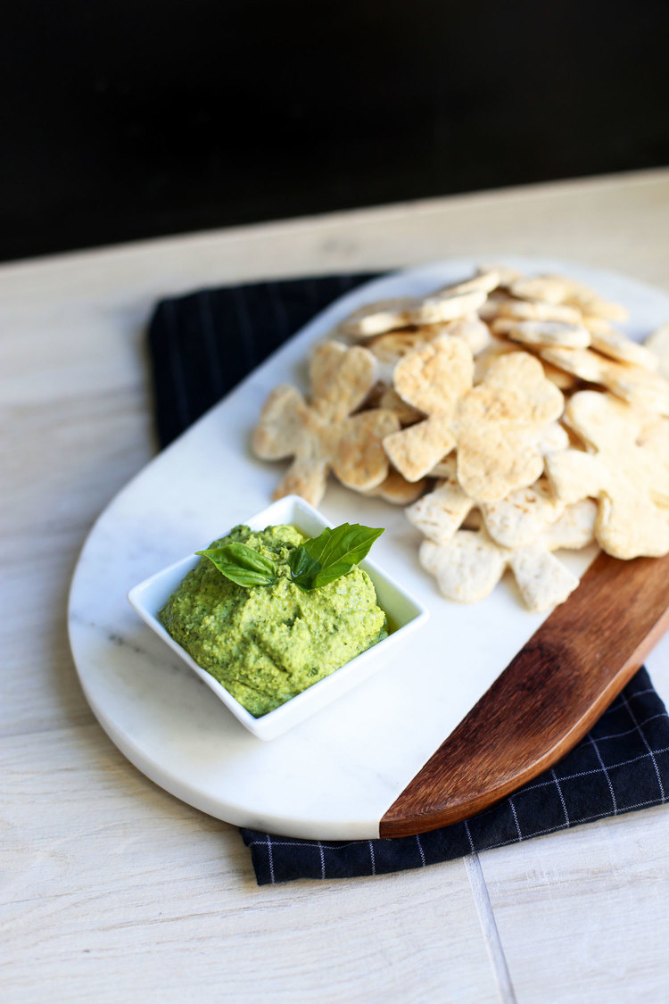 14. hummus-pesto