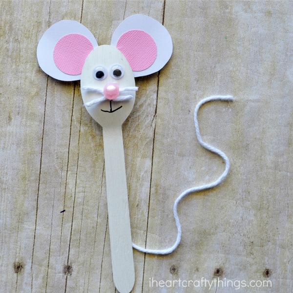 crafts with plastic spoons and wooden spoons