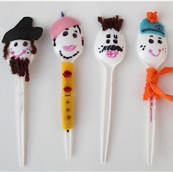 crafts with plastic spoons and wooden spoons