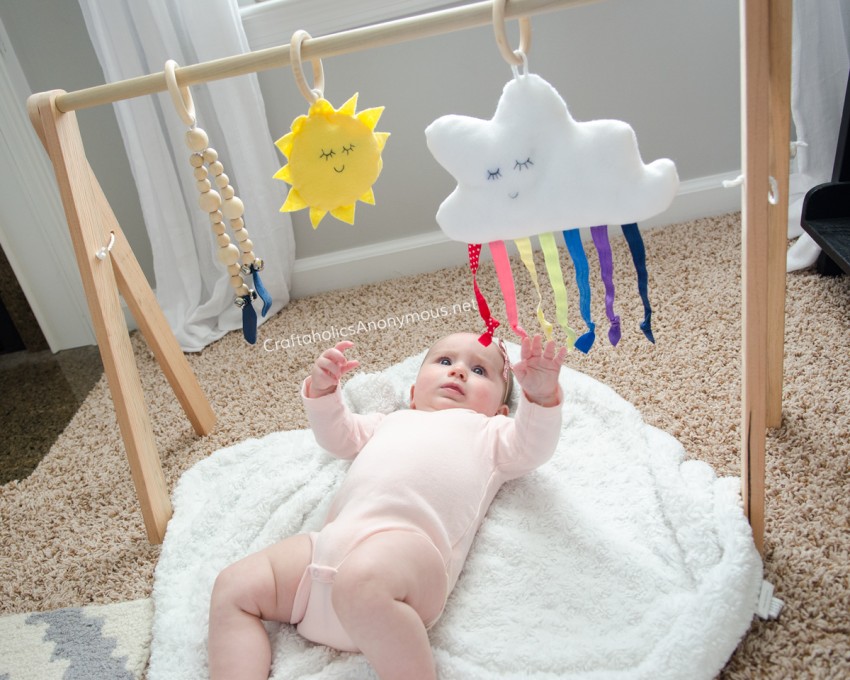 How to Make Baby Gym - free plans and printable pattern - love the sleepy Rainbow Cloud