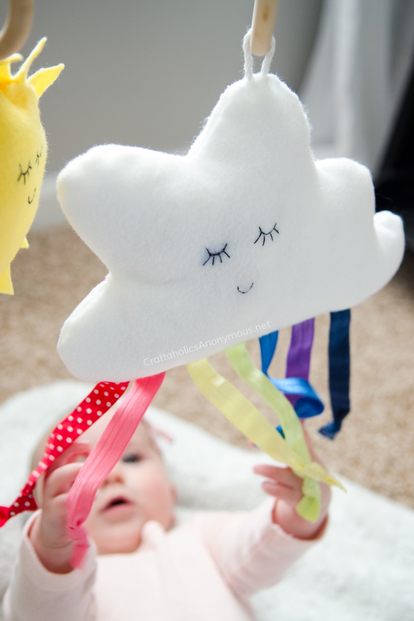 DIY Rainbow Cloud stuffy baby toy - Free Pattern