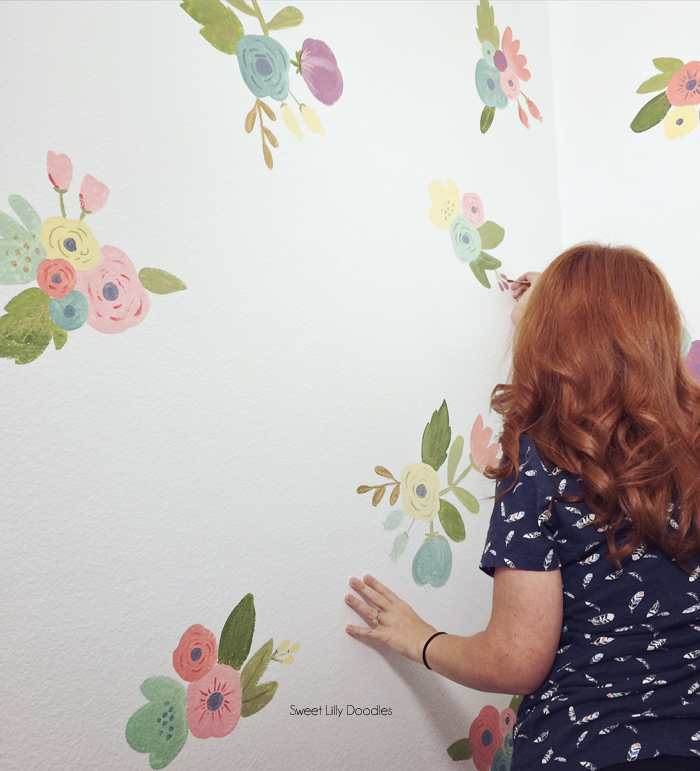faux wallpaper DIYs