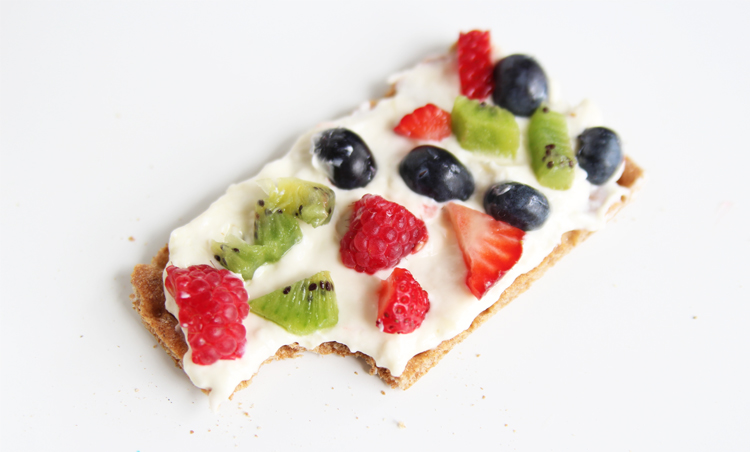 fruit pizza crackers