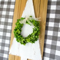 farmhouse-christmas-sign-pin