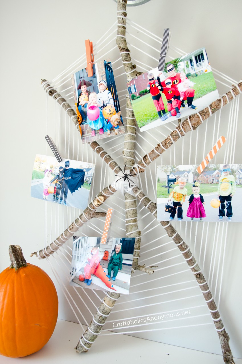 Halloween Spider Web Photo Display DIY :: great way to show off past Halloween costumes