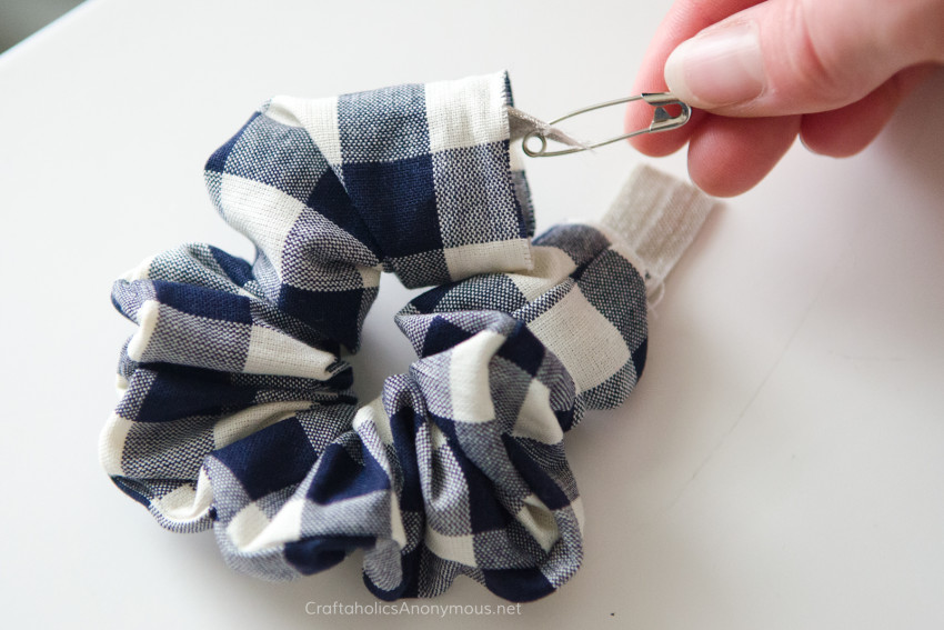 scrunchie how to make tutorial craftaholics anonymous 